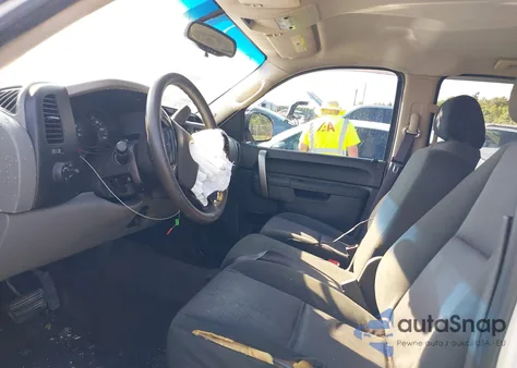 2013 Chevrolet Silverado 1500 Ls from USA, damaged, VIN 3GCPCREA1DG201452